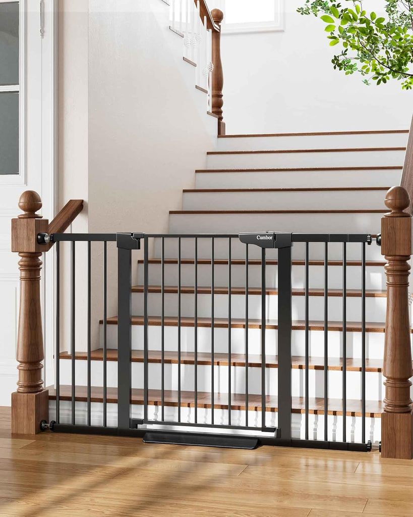 Cumbor Safety Baby and Pet Gate - FunMomCoolKid